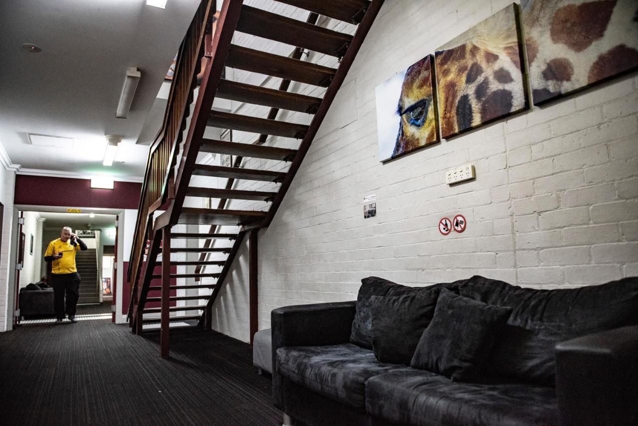 The Emperors Crown Hostel Perth Ngoại thất bức ảnh