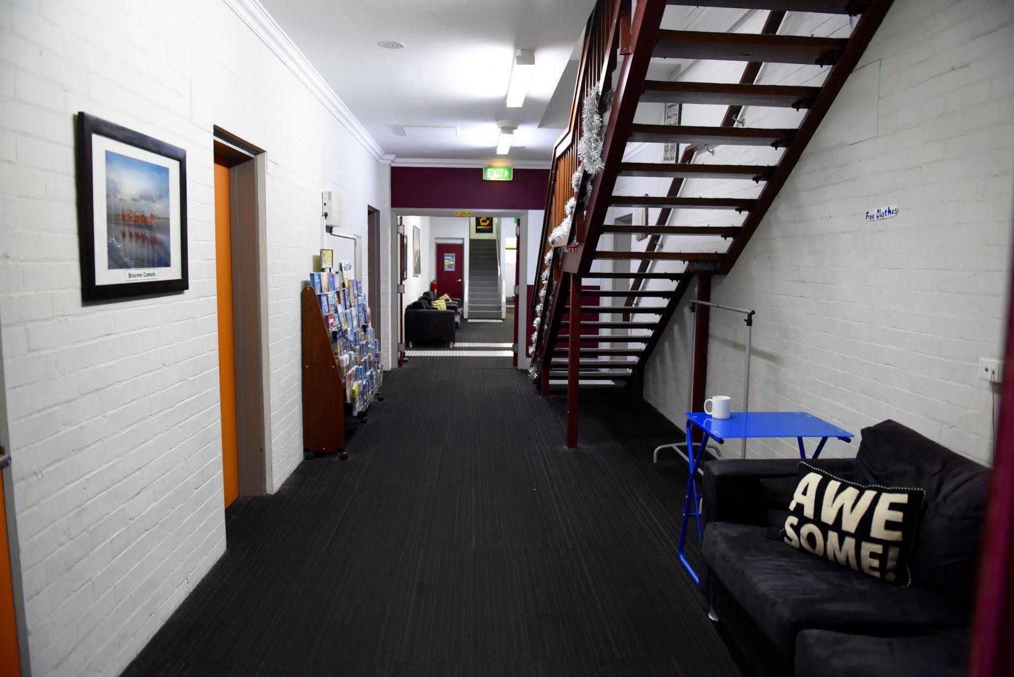 The Emperors Crown Hostel Perth Ngoại thất bức ảnh