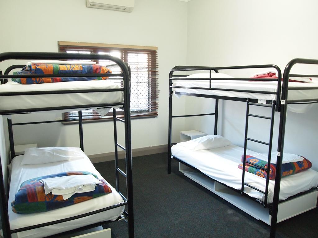 The Emperors Crown Hostel Perth Phòng bức ảnh
